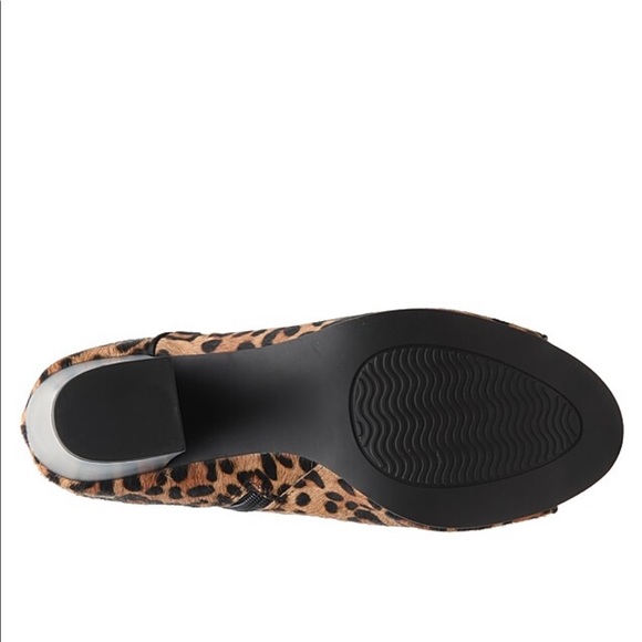 Moda Spana Leopard Ferman Bootie - Picture 6 of 15